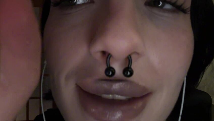 SleepGirlASMR - 50 Kisses (French Countdown) w⧸ Hand Movements, Mouth Sounds