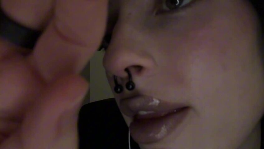 SleepGirlASMR - 50 Kisses (French Countdown) w⧸ Hand Movements, Mouth Sounds