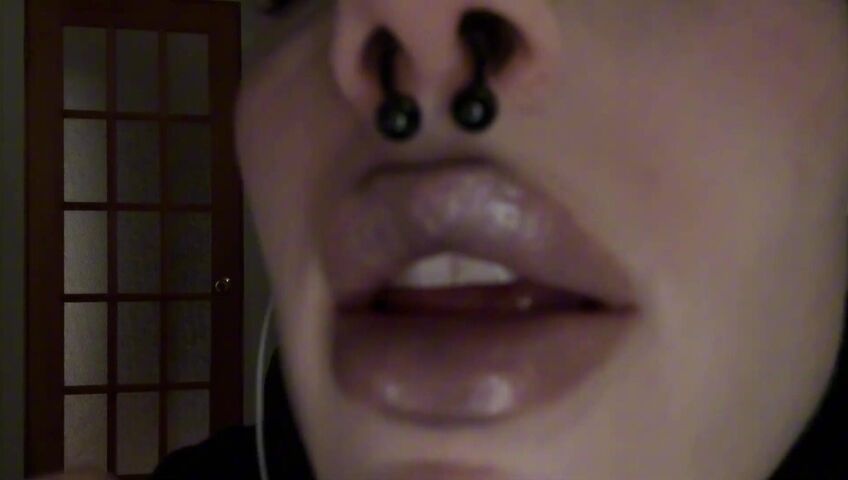 SleepGirlASMR - 50 Kisses (French Countdown) w⧸ Hand Movements, Mouth Sounds