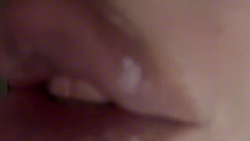 SleepGirlASMR - 50 Kisses (French Countdown) w⧸ Hand Movements, Mouth Sounds