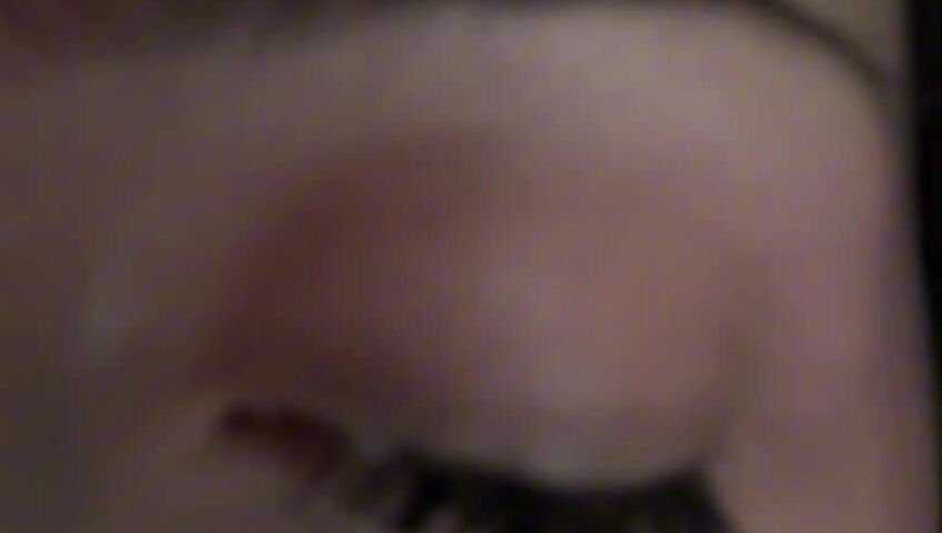 SleepGirlASMR - 50 Kisses (French Countdown) w⧸ Hand Movements, Mouth Sounds