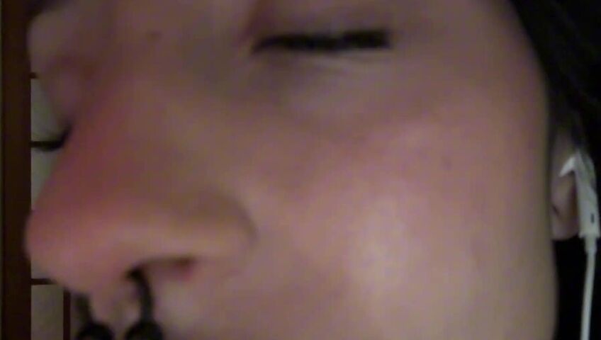 SleepGirlASMR - 50 Kisses (French Countdown) w⧸ Hand Movements, Mouth Sounds