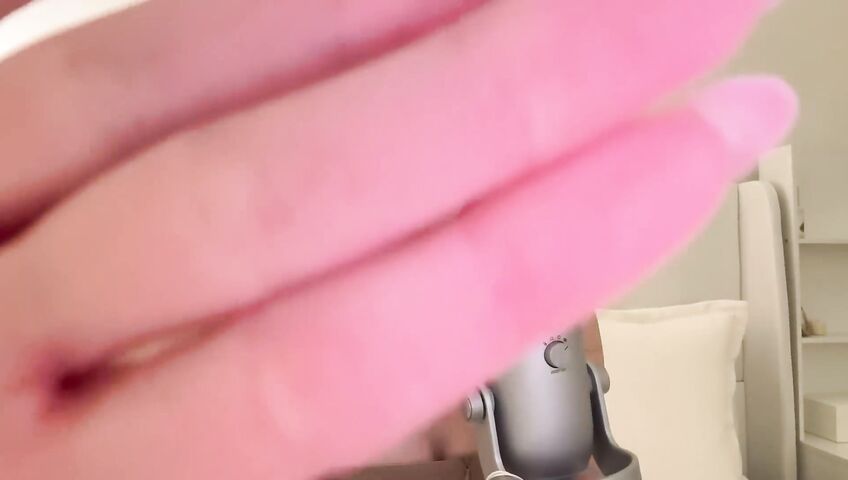 Kaitlynn Rhenea ASMR - Goodnight kisses because she loves you (part 1)