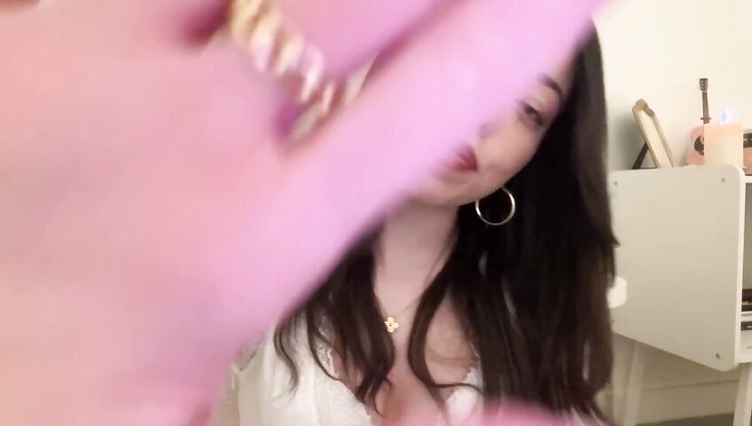 Kaitlynn Rhenea ASMR - Goodnight kisses because she loves you (part 2)