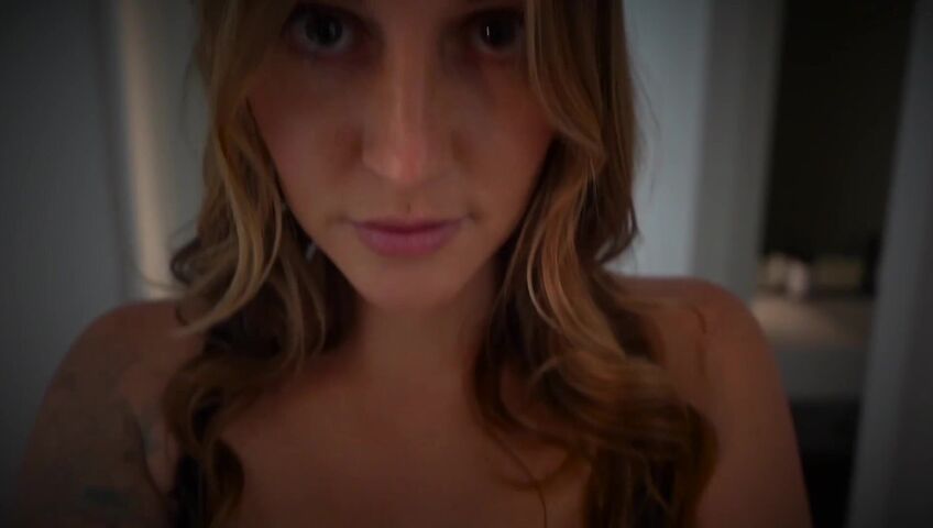 Tatum Christine - Domme Mom