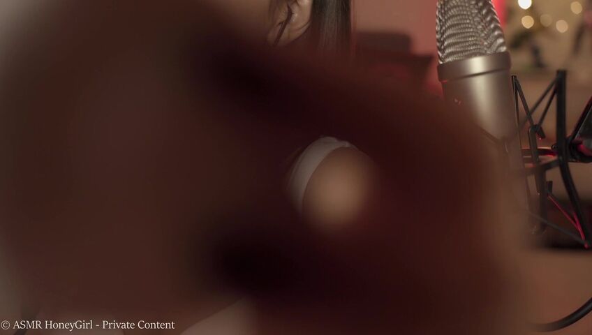 ASMR HoneyGirl - 23 Feb 2026 - Role-playing game. Visual triggers and facial care.