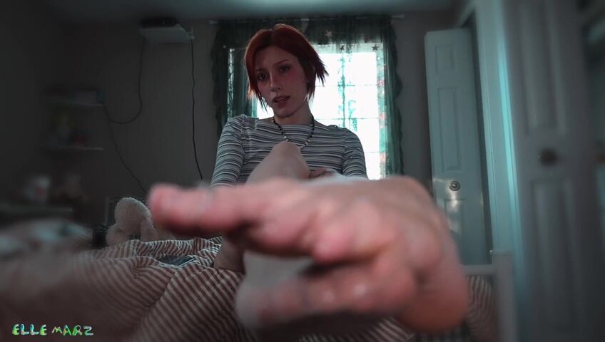 Elle Marz - Stepmom Feet Feminization