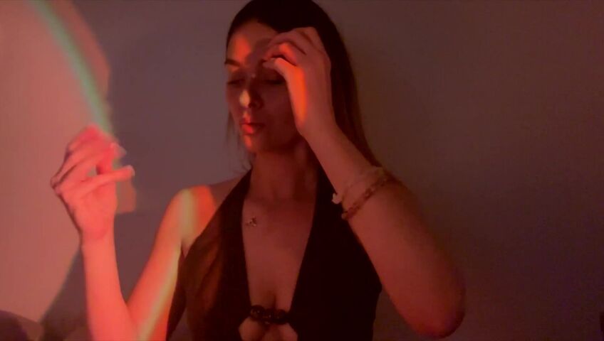 Simply Kel ASMR - Gentle Skin Scratching Brushing, Fabric Sounds, Collarbone Tapping & Massage