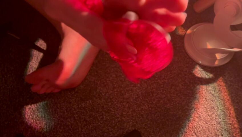 Simply Kel ASMR - Gentle Skin Scratching Brushing, Fabric Sounds, Collarbone Tapping & Massage