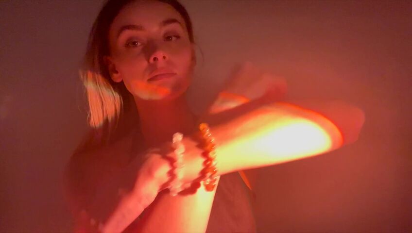 Simply Kel ASMR - Gentle Skin Scratching Brushing, Fabric Sounds, Collarbone Tapping & Massage