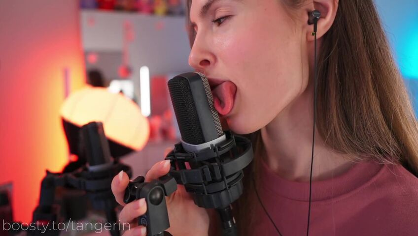 Tangerin ASMR - 3 March 2026 - Soft & Close Ear Licking / Lipping / Kisses