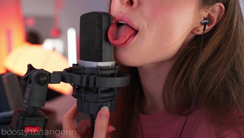 Tangerin ASMR - 3 March 2026 - Soft & Close Ear Licking / Lipping / Kisses