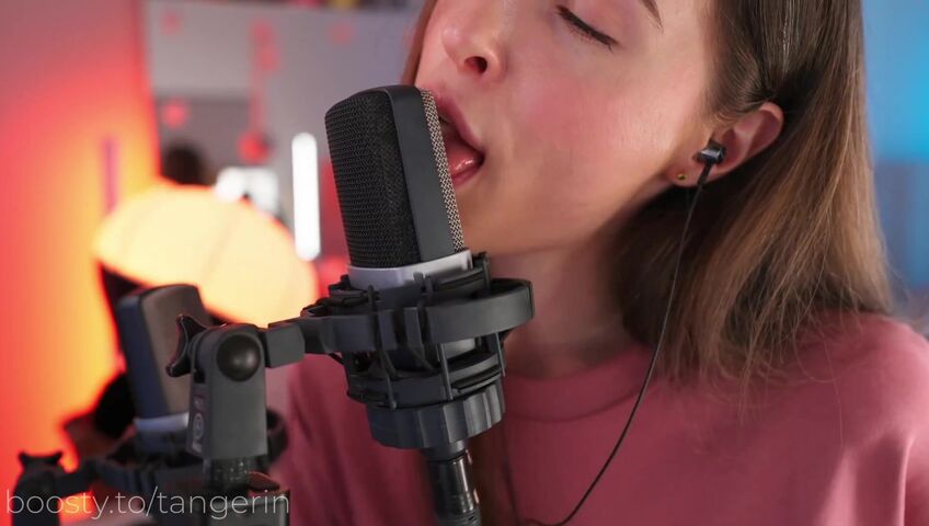 Tangerin ASMR - 3 March 2026 - Soft & Close Ear Licking / Lipping / Kisses