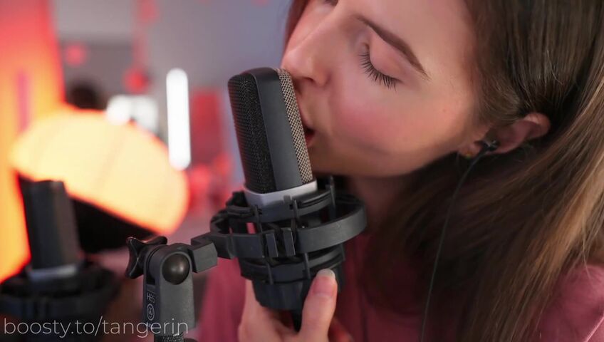 Tangerin ASMR - 3 March 2026 - Soft & Close Ear Licking / Lipping / Kisses