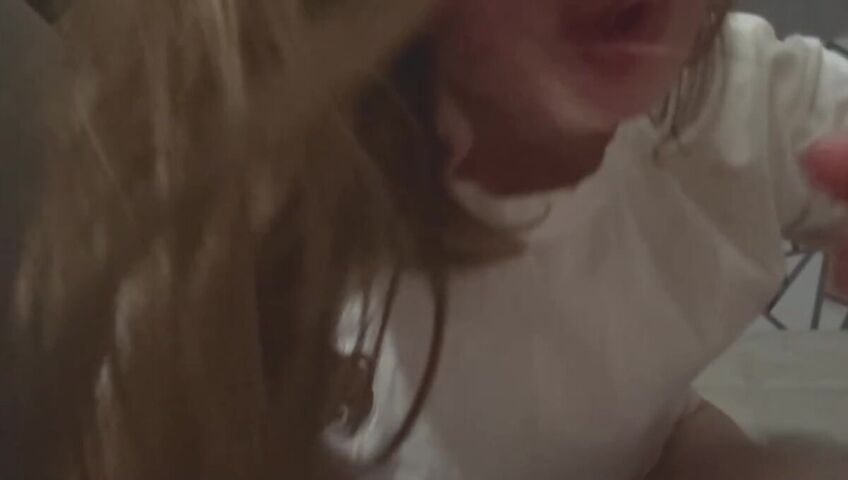 Lana ASMR - Fabric Sounds, Scratching & Flashing Boobs