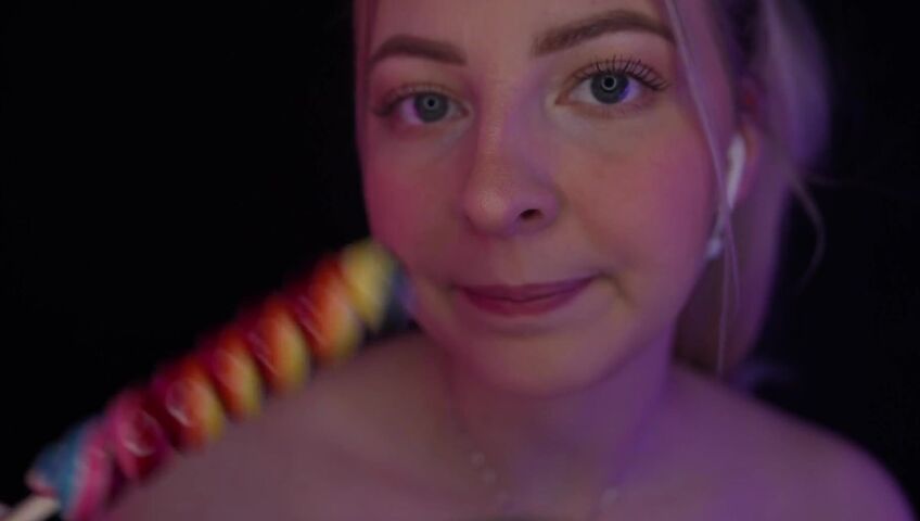 ASMR Janina - Next Level ASMR - Deep & Intense Lilly Suck!