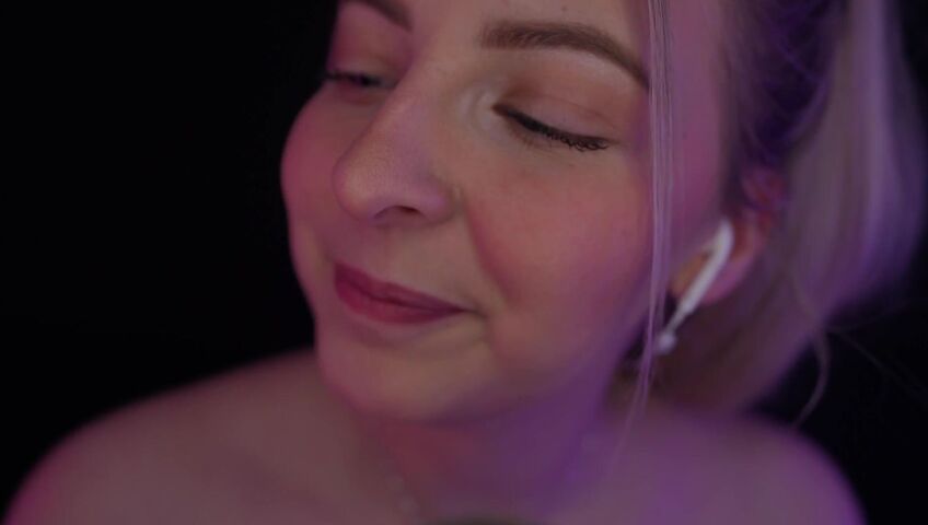 ASMR Janina - Next Level ASMR - Deep & Intense Lilly Suck!