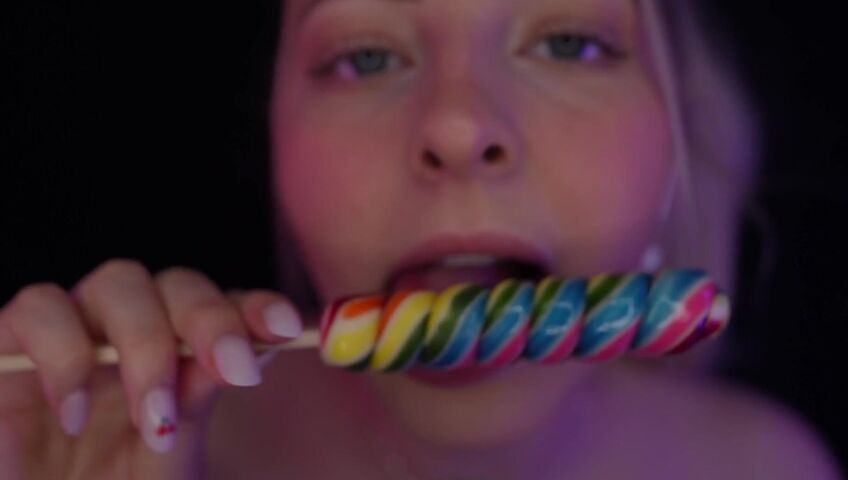 ASMR Janina - Next Level ASMR - Deep & Intense Lilly Suck!