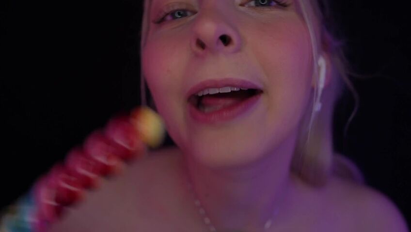 ASMR Janina - Next Level ASMR - Deep & Intense Lilly Suck!