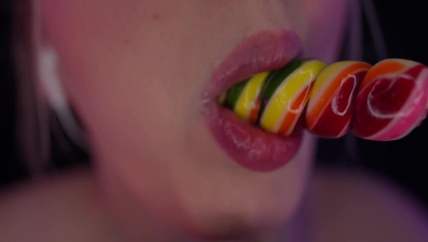 ASMR Janina - Next Level ASMR - Deep & Intense Lilly Suck!