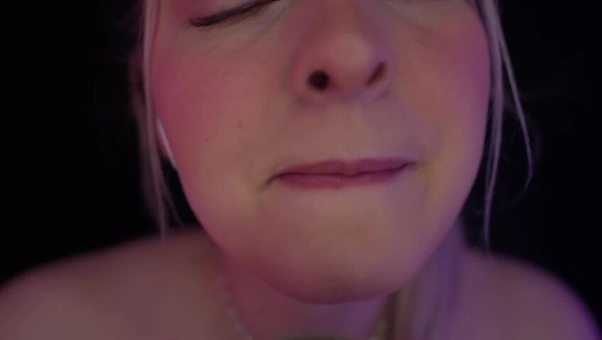 ASMR Janina - Next Level ASMR - Deep & Intense Lilly Suck!