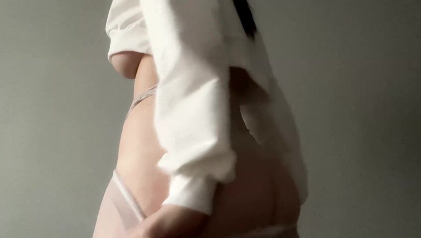 Mmaaayyyy ASMR - Scratching The Most Sexy Booty