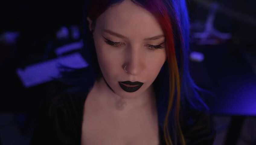 ASMR MOOD - Goth Girl | Spit Painting & Kissing