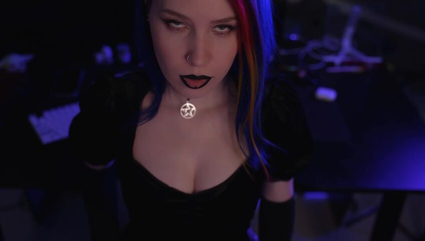 ASMR MOOD - Goth Girl | Spit Painting & Kissing