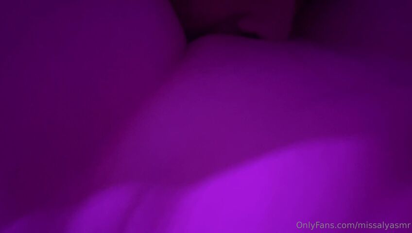 Miss Aly ASMR - B/G | Sweet Dreams