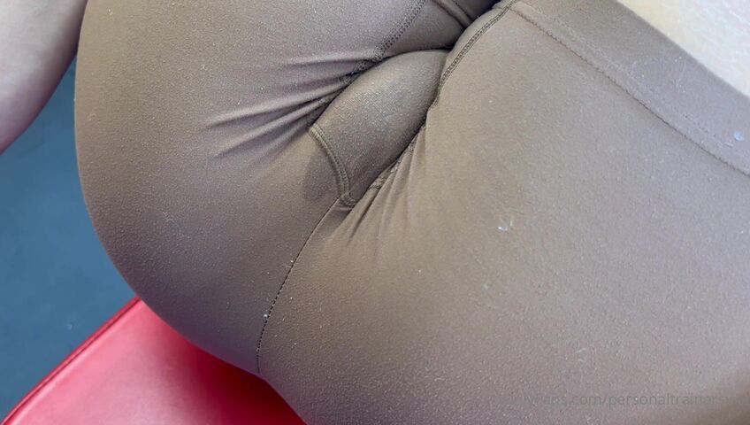 Bonnie Blue X Summer Rose - Personal Trainers - Eating Bonnies Pussy In The Gym