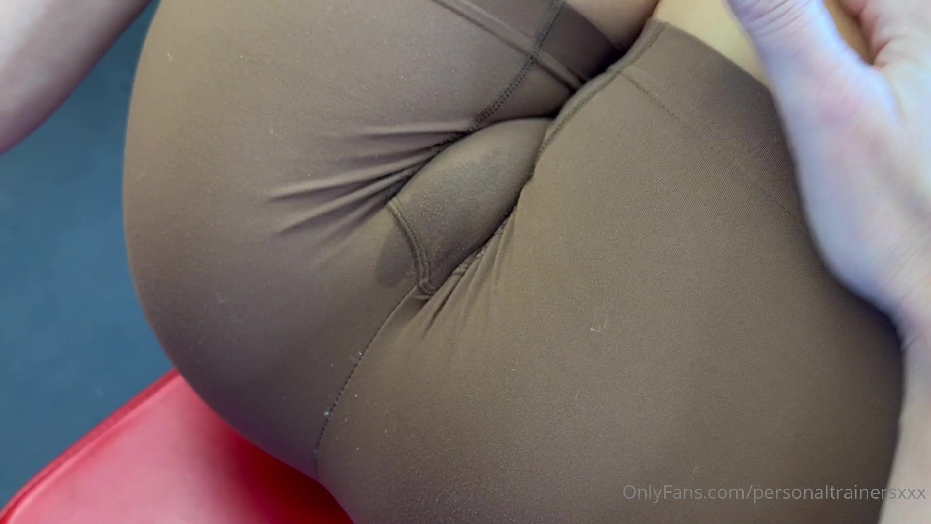 Bonnie Blue X Summer Rose - Personal Trainers - Eating Bonnies Pussy In The Gym