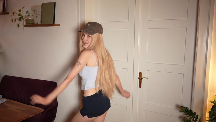 Emily ASMR - 5 March 2026 - She'll do Everything for a Tip | ASMR Roleplay