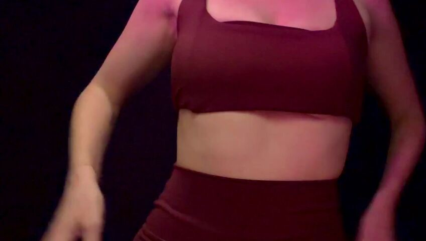 Simply Kel ASMR - 26 Feb 2026 - ASMR Fabric Scratching, Tingly Mouth Sounds, Hand Sounds (Up Close, No Talking)