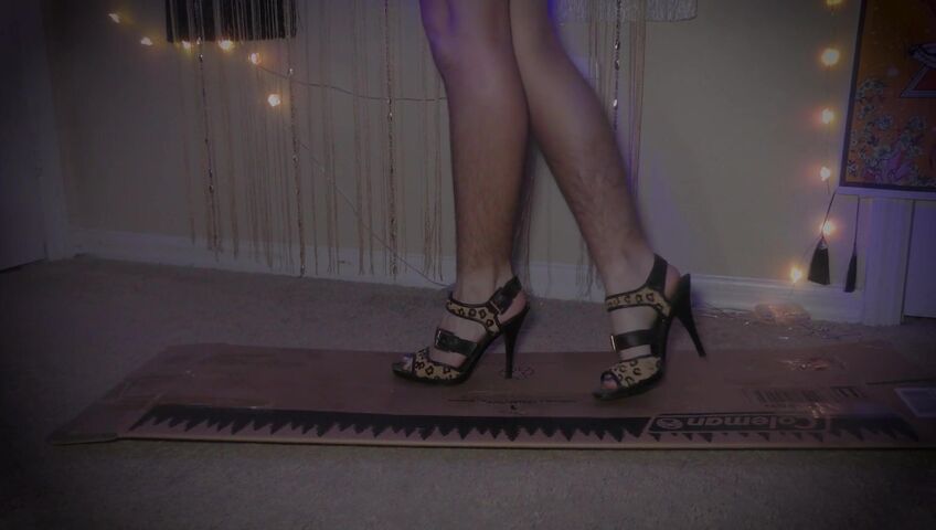 Baby Bella ASMR - 5 March 2026 - ASMR High Heel Hypnosis