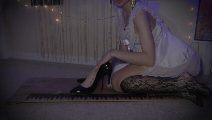 Baby Bella ASMR - 5 March 2026 - ASMR High Heel Hypnosis