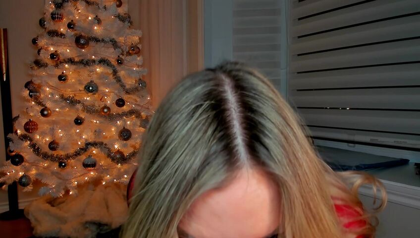 Missbehavin26 - Doing Things We're Not Supposed To DO ! RP Stepmom