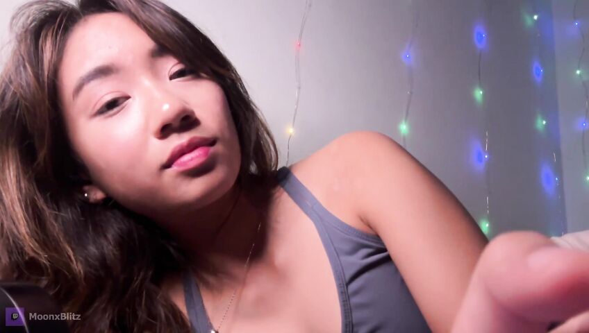 Moon Blitz ASMR - Cozy night with her