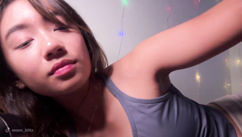 Moon Blitz ASMR - Cozy night with her