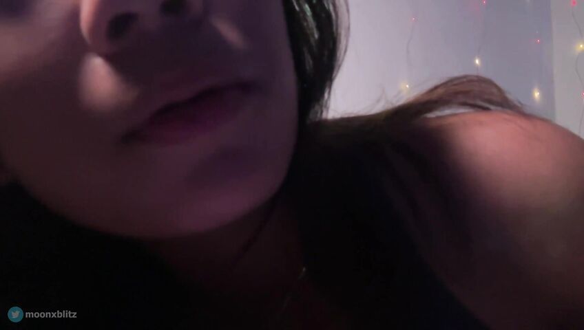 Moon Blitz ASMR - Cozy night with her