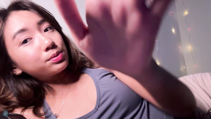 Moon Blitz ASMR - Cozy night with her