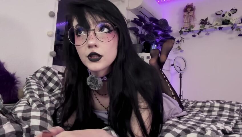 NanaNightray - 7 March 2026 - Obsessive Alt-girl | SFW