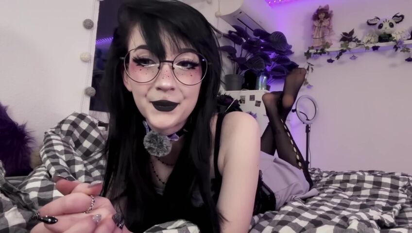 NanaNightray - 7 March 2026 - Obsessive Alt-girl | SFW