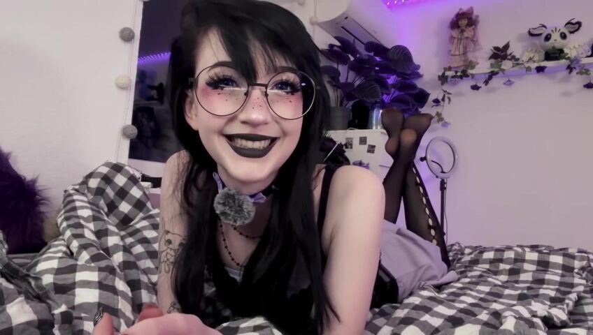 NanaNightray - 7 March 2026 - Obsessive Alt-girl | SFW