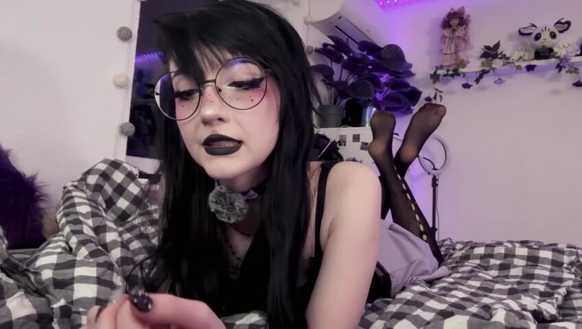 NanaNightray - 7 March 2026 - Obsessive Alt-girl | SFW