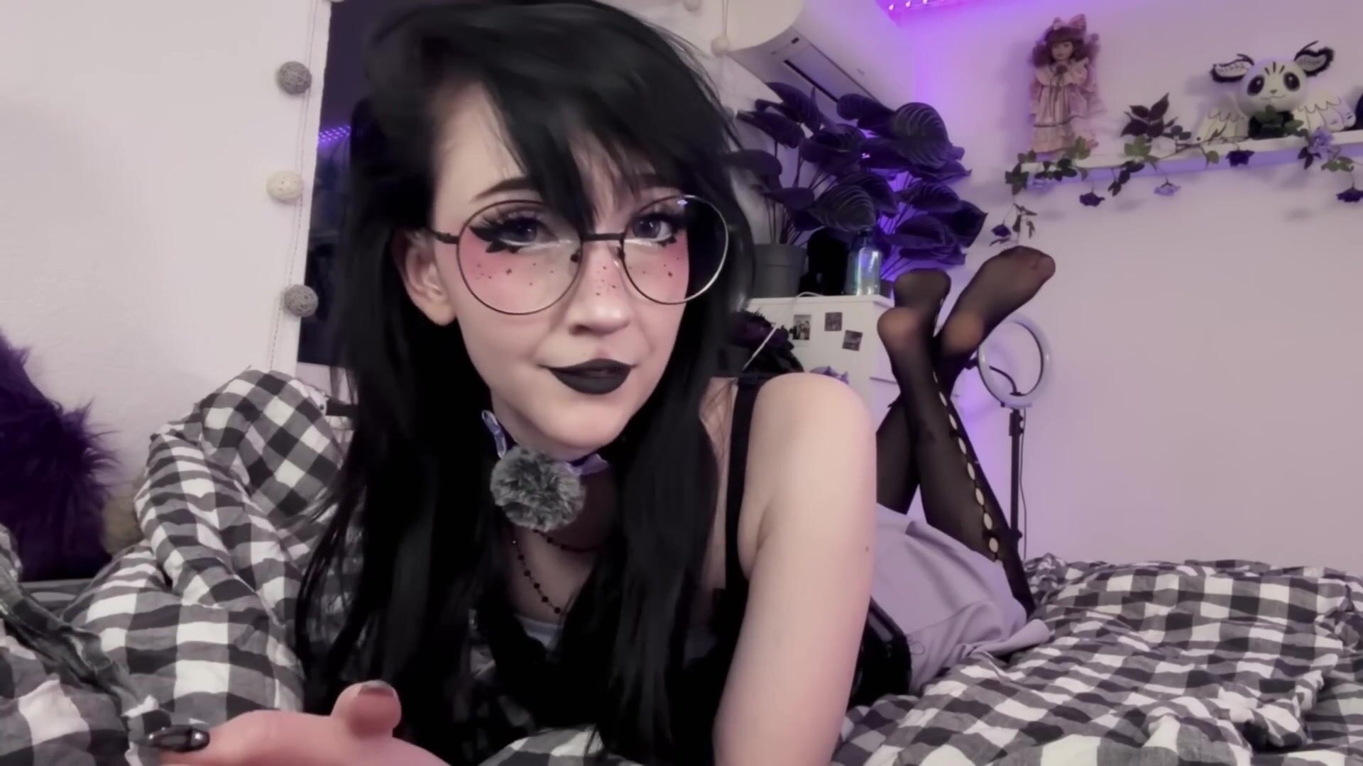 NanaNightray - 7 March 2026 - Obsessive Alt-girl | SFW