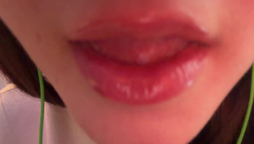 SleepySlugASMR - 1 March 2026 - ASMR 1 Hour of Lens Licking & Mic Licking