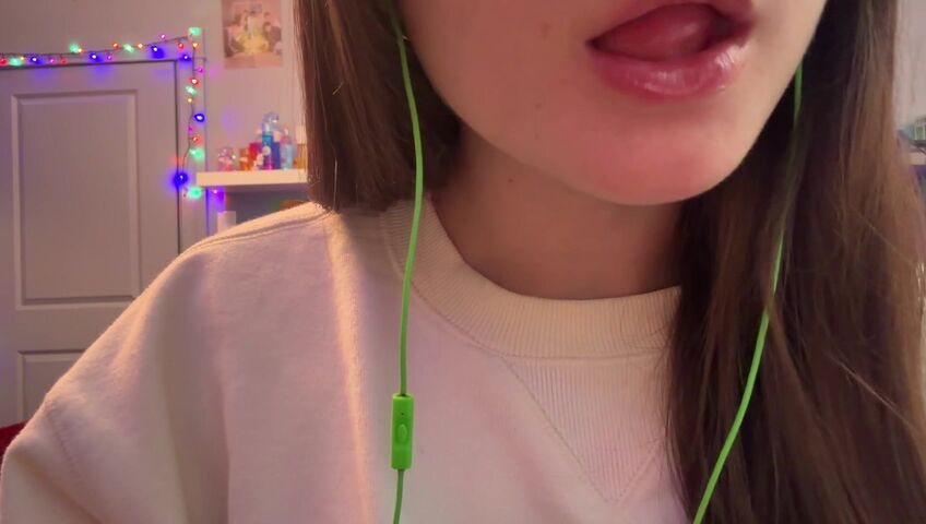 SleepySlugASMR - 1 March 2026 - ASMR 1 Hour of Lens Licking & Mic Licking