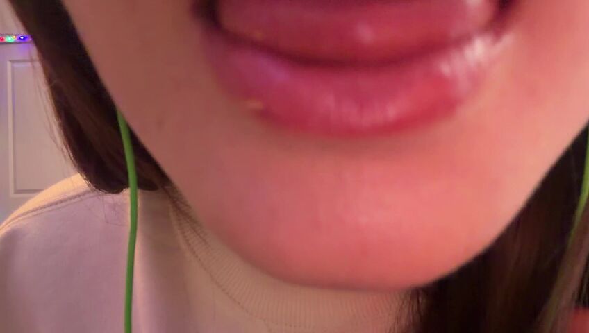 SleepySlugASMR - 1 March 2026 - ASMR 1 Hour of Lens Licking & Mic Licking