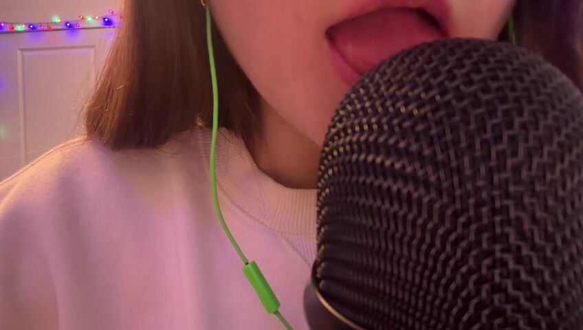 SleepySlugASMR - 1 March 2026 - ASMR 1 Hour of Lens Licking & Mic Licking