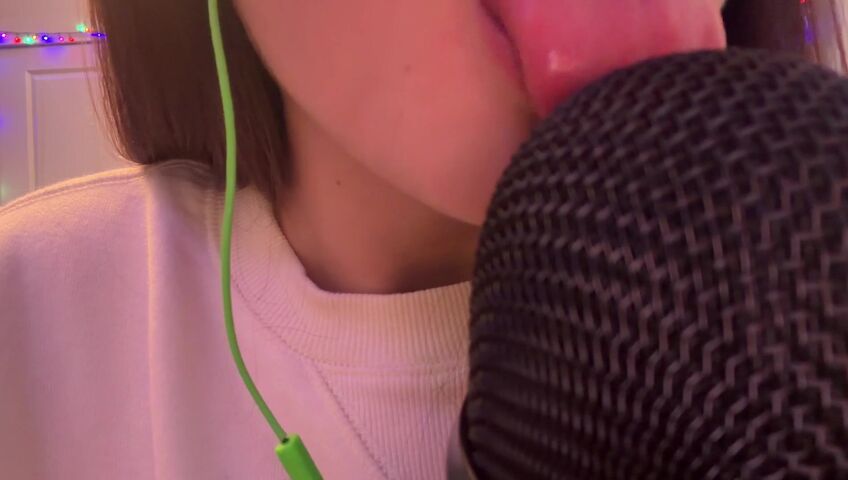 SleepySlugASMR - 1 March 2026 - ASMR 1 Hour of Lens Licking & Mic Licking